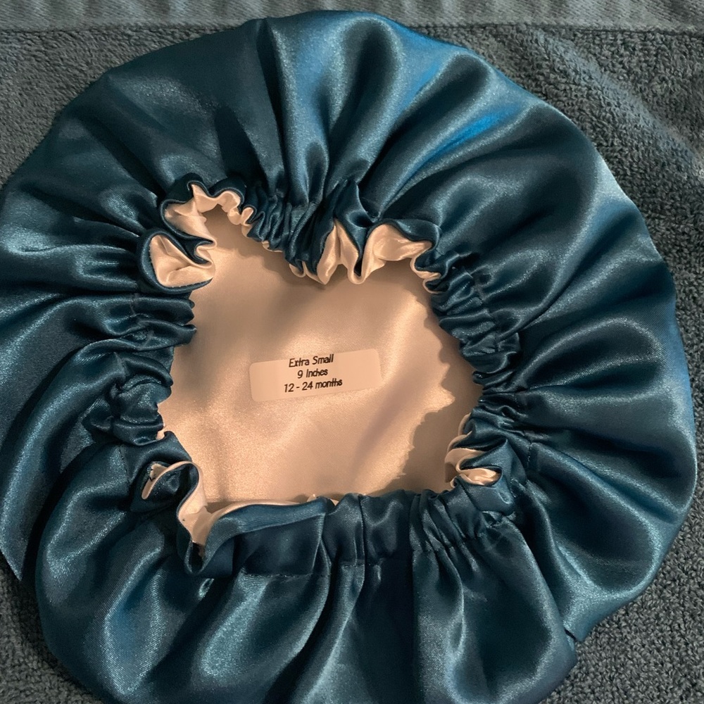 Bonnet - Picture 5 of 16